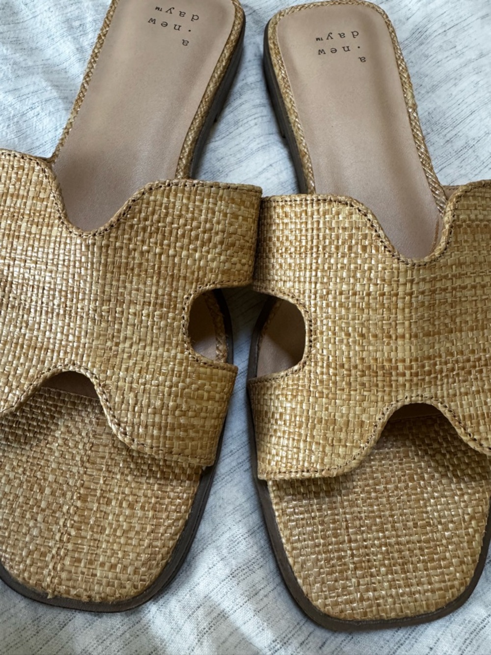 Woven Slide Sandals - Picture 7 of 8